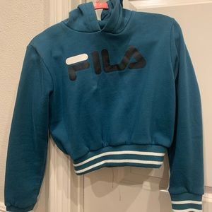 Cropped fila sweater